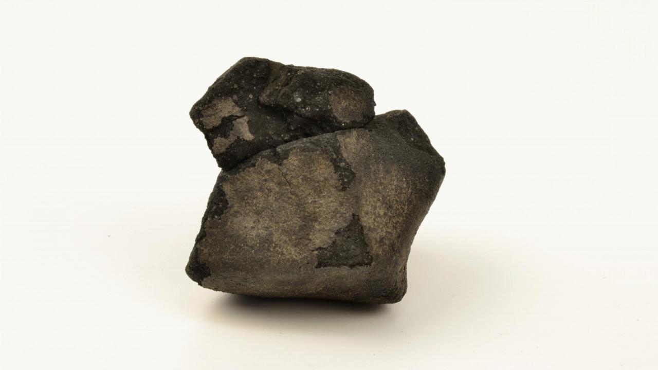 Meteoriet: een zwarte steen