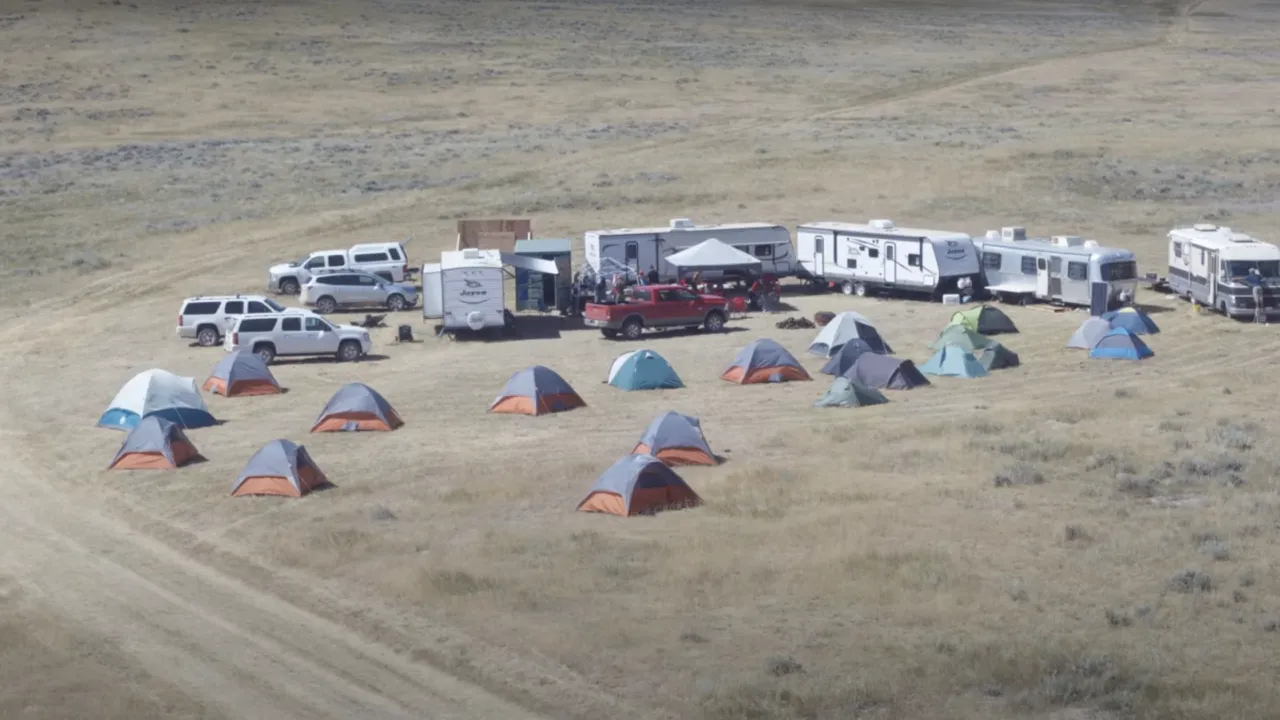 dig campsite 