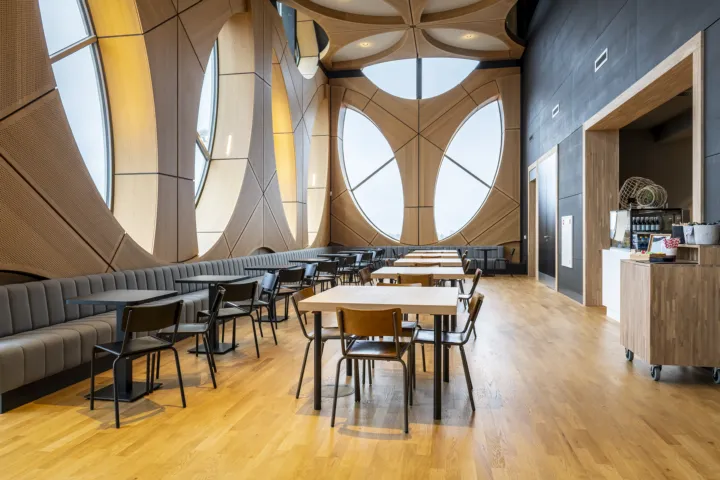 Rooftop café